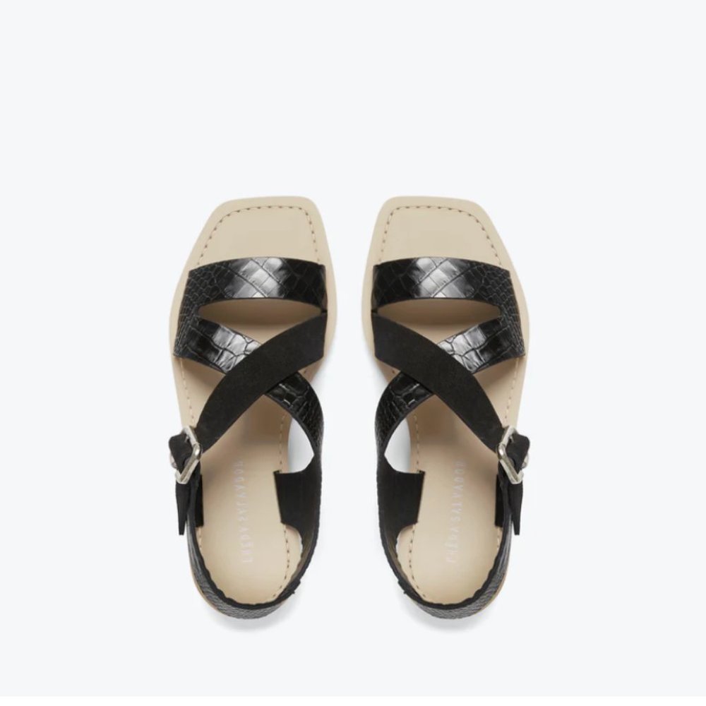 NWT Freda Salvador Women's Lenn Buckled Sandals